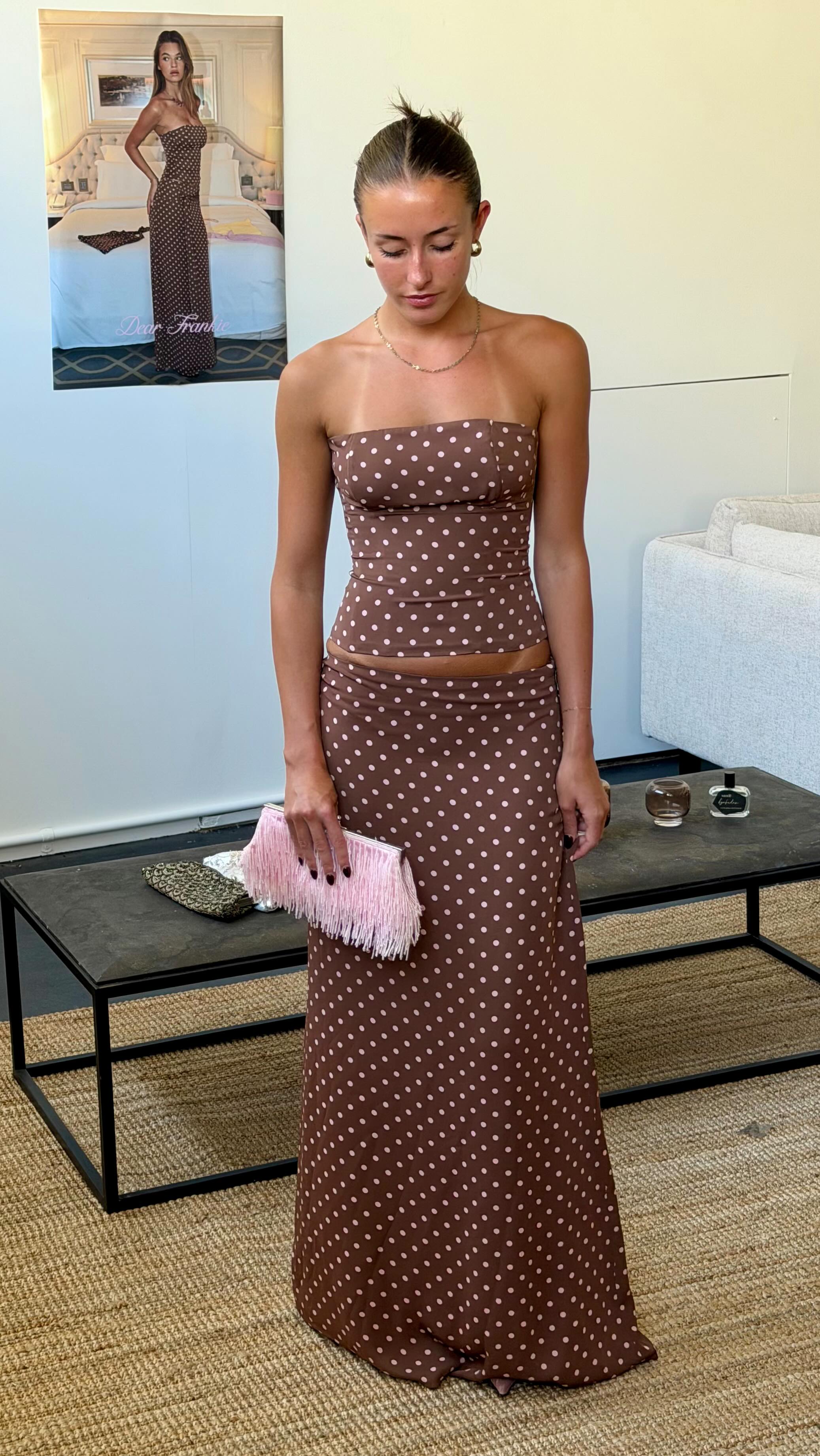 Charlotte set in cocoa